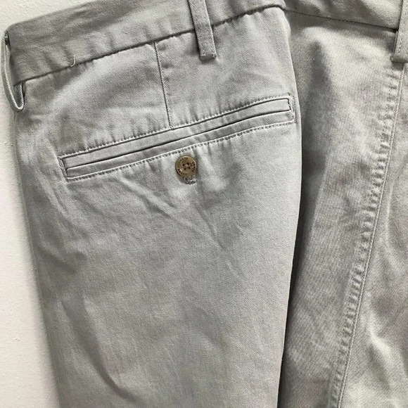 Chaps Size 52 Mens Shorts Flat Front Classic Fit Casual Comfort Pants Gray New - Picture 5 of 9